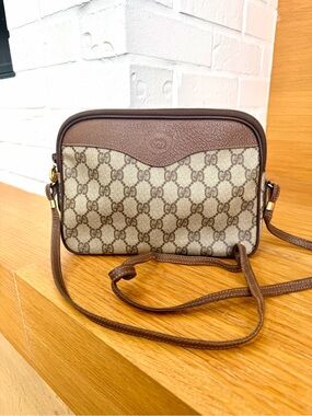 Gucci Authentic Vintages GG Monogram Canvas Crossbody Bag